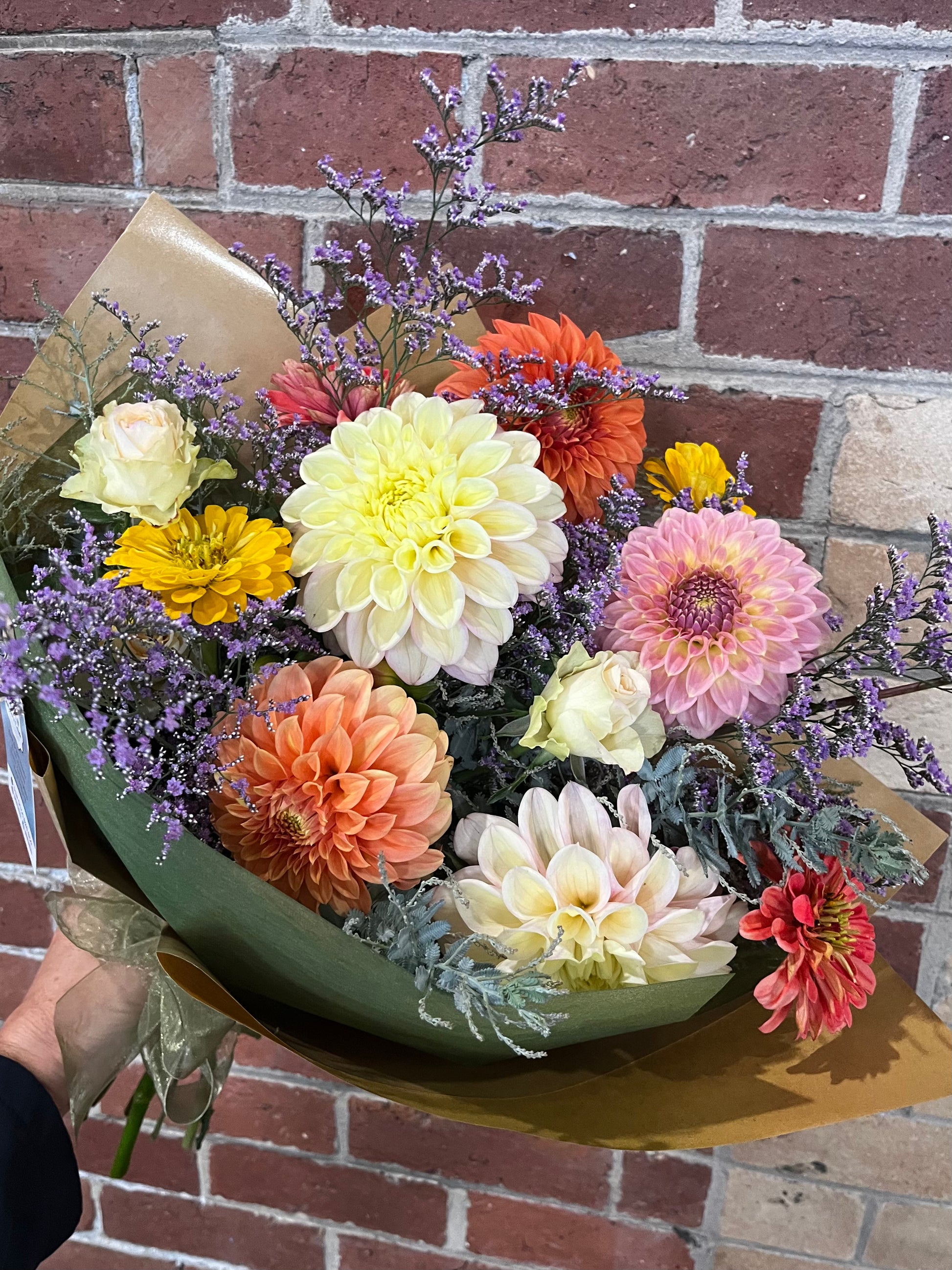 FARM FRESH FLOWER BUNCHES